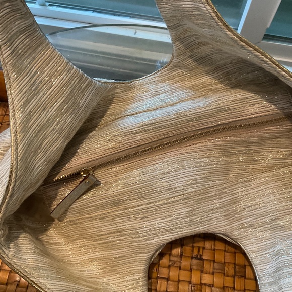 Kate Spade Champagne/Gold Large Bow Shoulder Bag - Picture 14 of 16